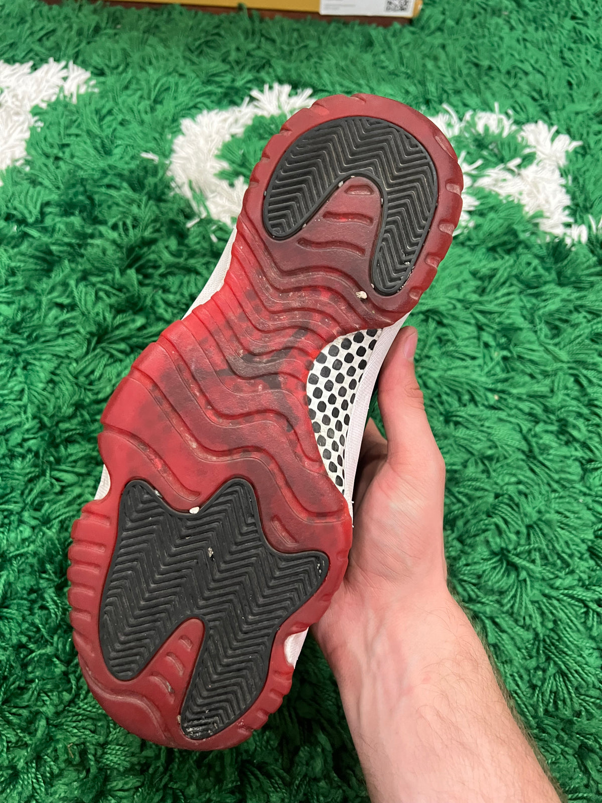 Jordan 11 Playoffs Bred (2019) (Preowned 10M)