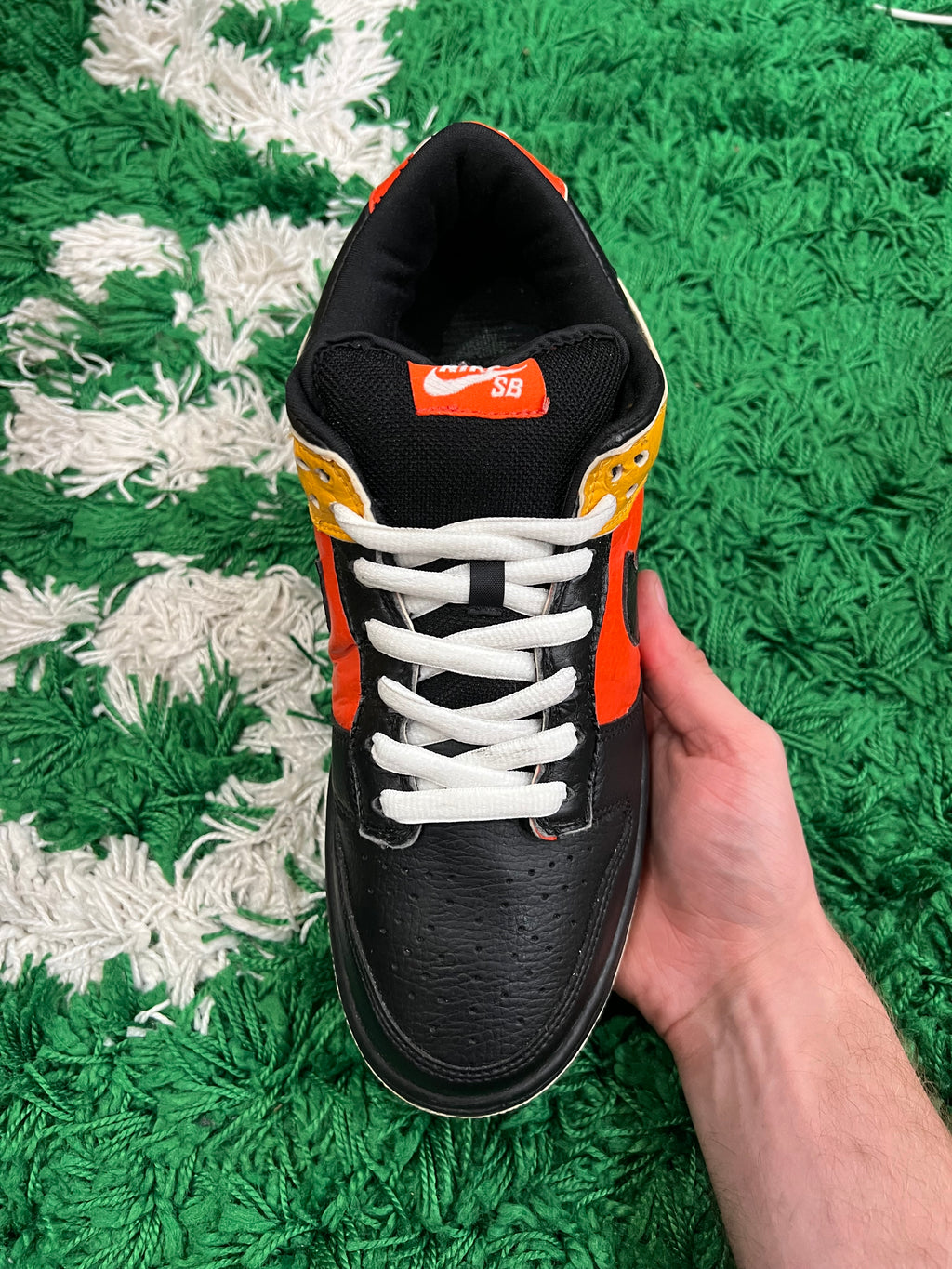 Nike SB Dunk Low Raygun (Preowned 9.5M)
