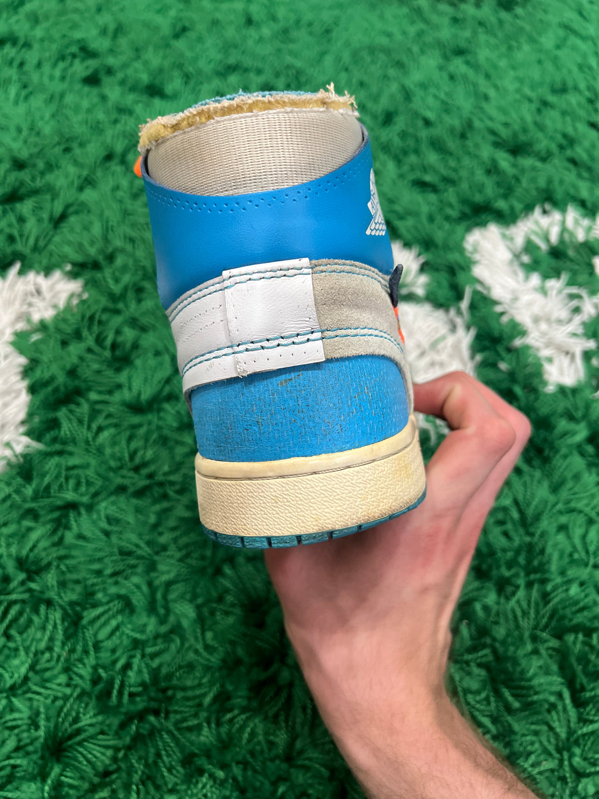 Jordan 1 High Off-White University Blue (Preowned 7.5M)