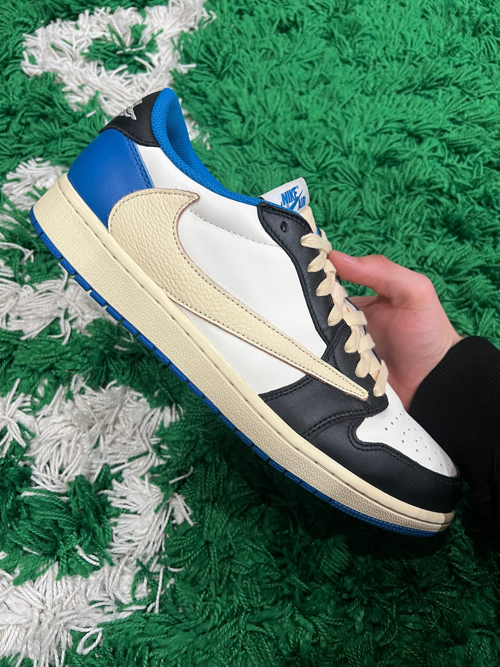 Jordan 1 Low Fragment x Travis Scott (Preowned 12M)