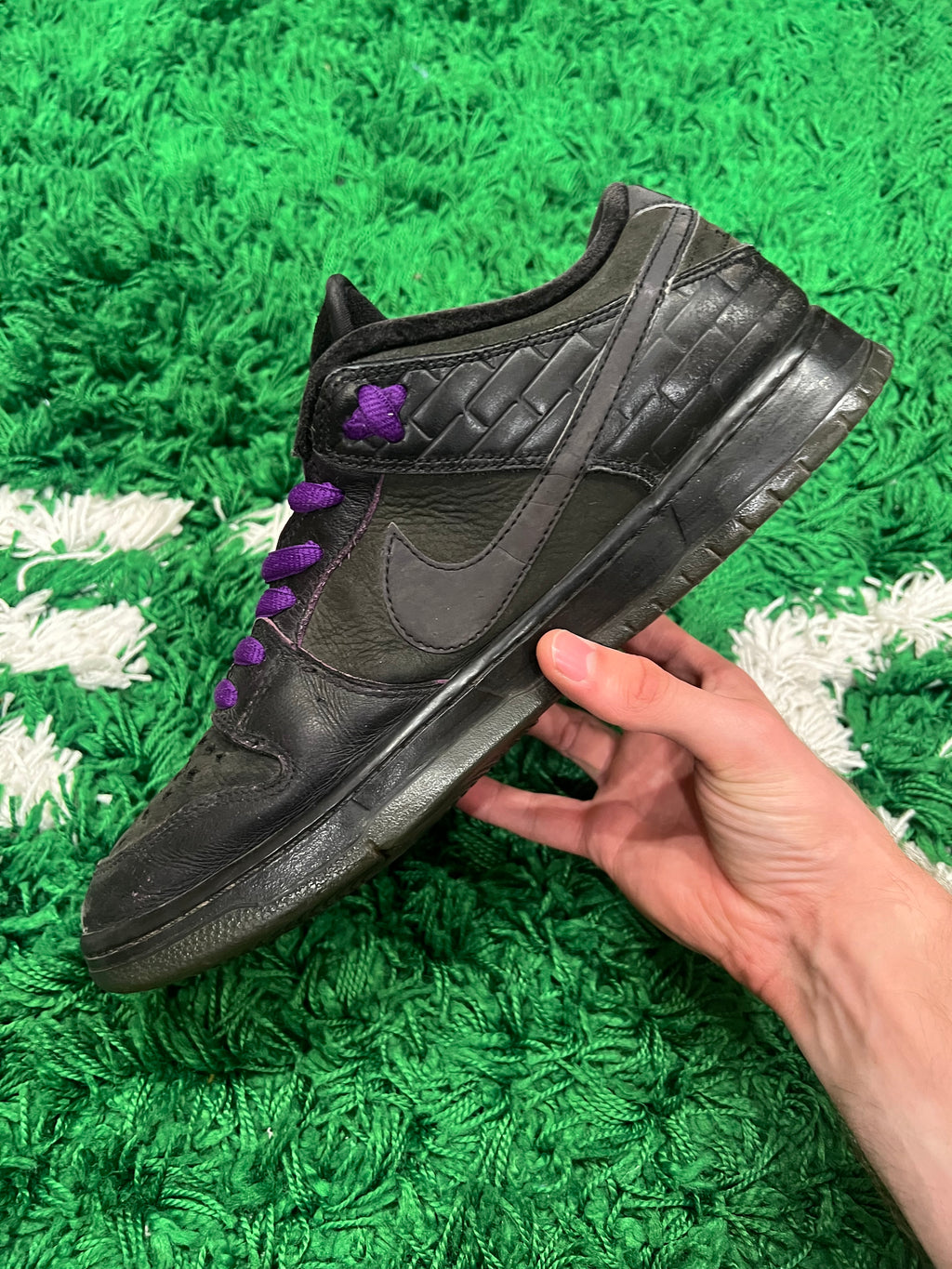 Nike SB Dunk Low Familia First Avenue (Preowned 11.5M)
