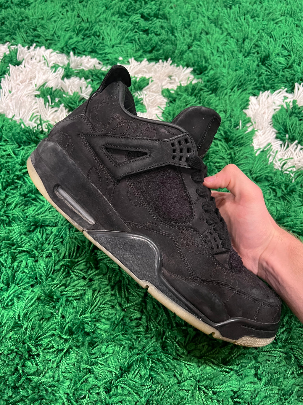 Jordan 4 Kaws Black (Preowned 12M)