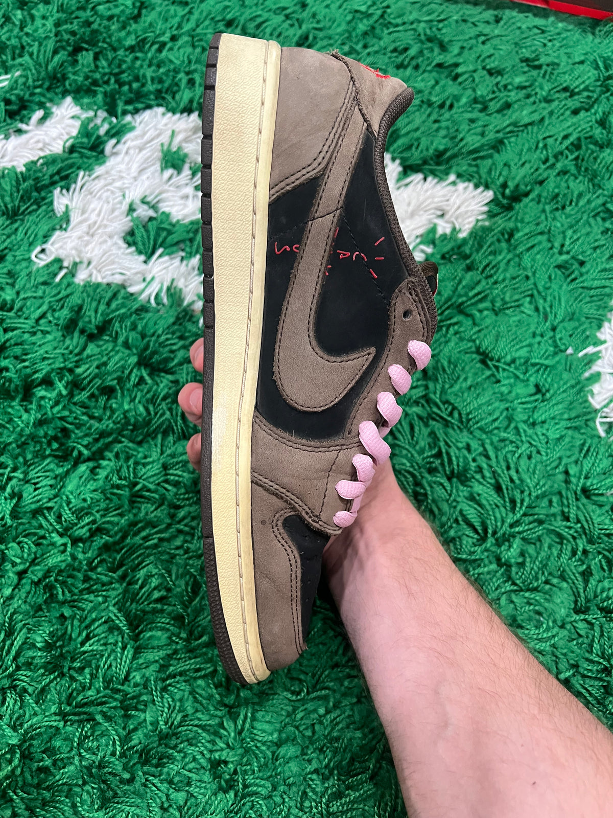 Jordan 1 Low Travis Scott Mocha (Pre-Owned Size 10M)