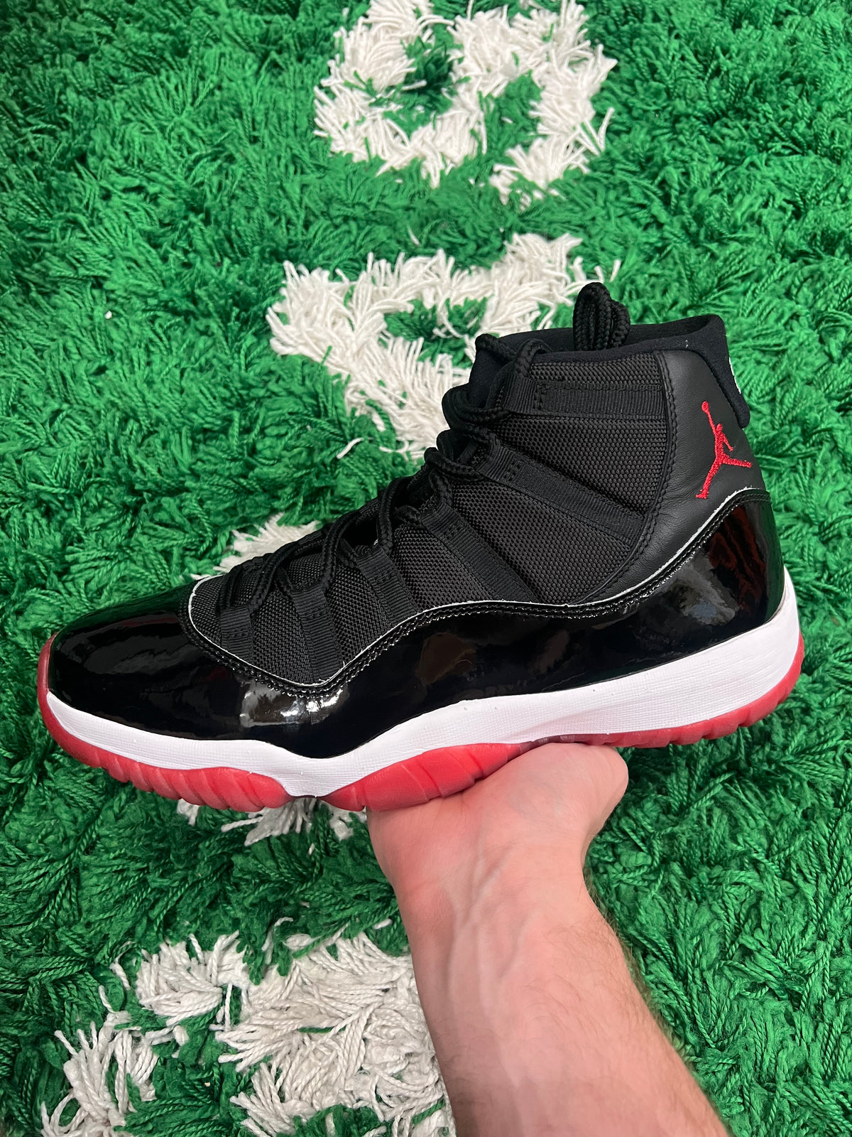 Jordan 11 Playoffs Bred (2019) (Pre-Owned 12M)
